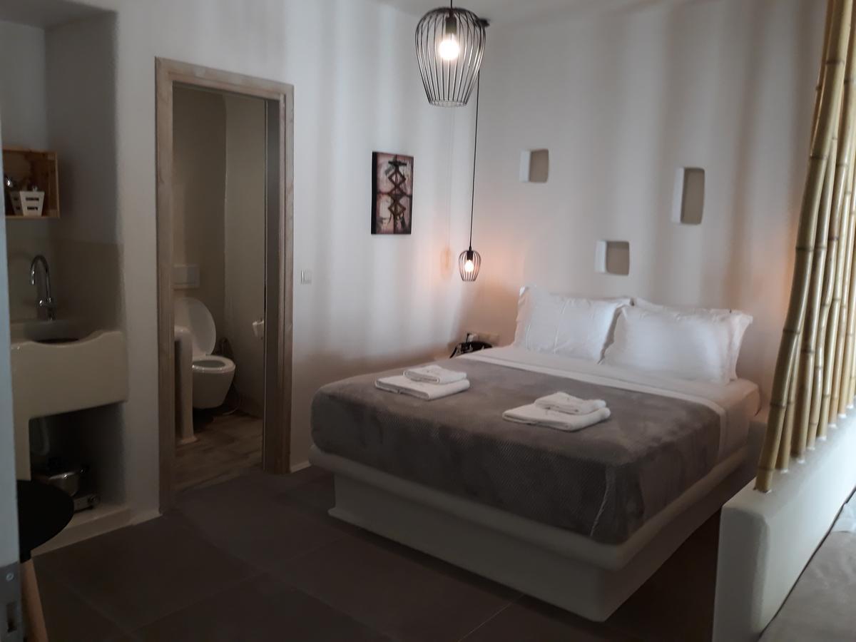 Ampelos Suites Naxos City Экстерьер фото